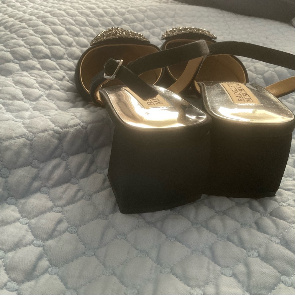 Badgley Mischka Black Platform Sandals with Sparkling Accents